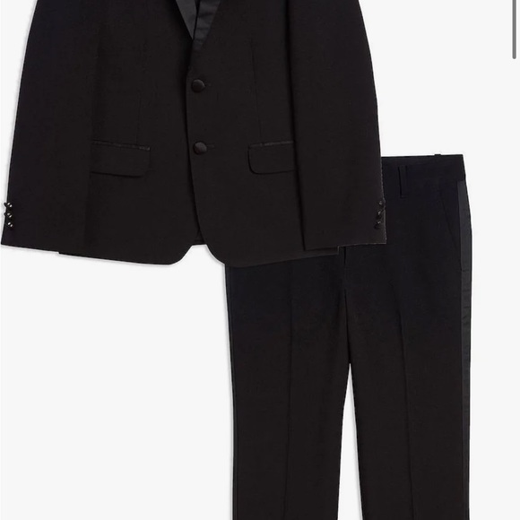 Van Heusen Big Boys Tuxedo - Picture 3 of 10